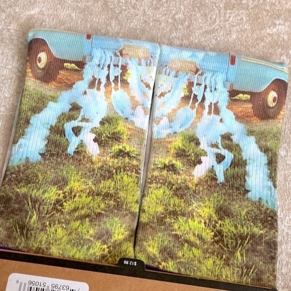 Brand New Hallmark Toe of A Kind Crew Socks Wedding Hot Air Balloon Adventure - Picture 9 of 12